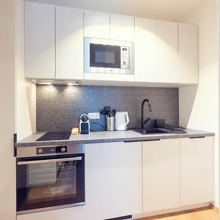 Leonart Living 43 Apartamento